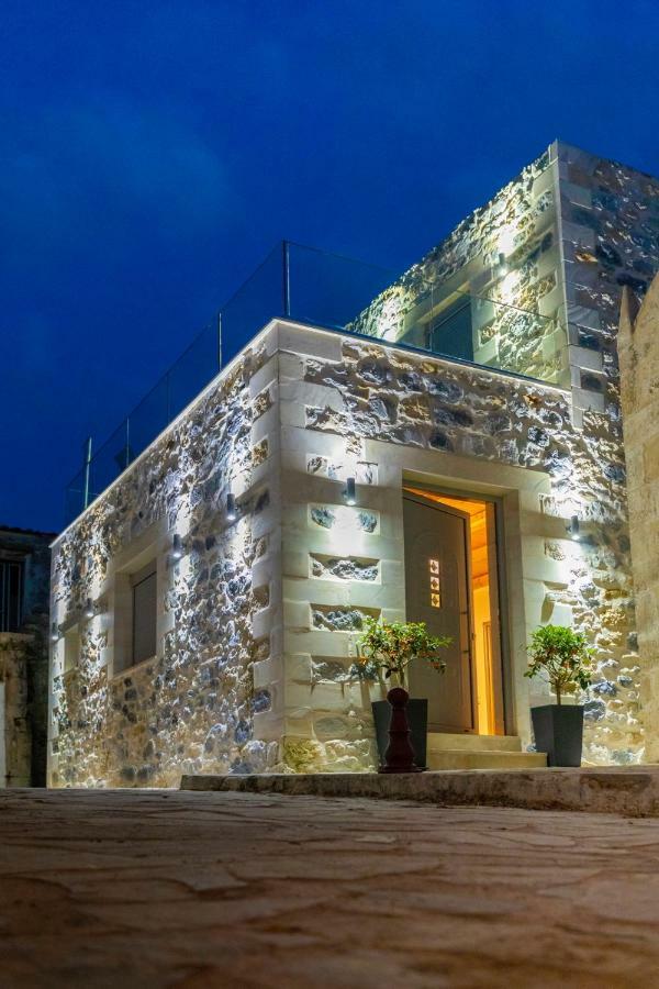 Marilena Natural Stone House, By Hellocrete Pigi  Exterior photo